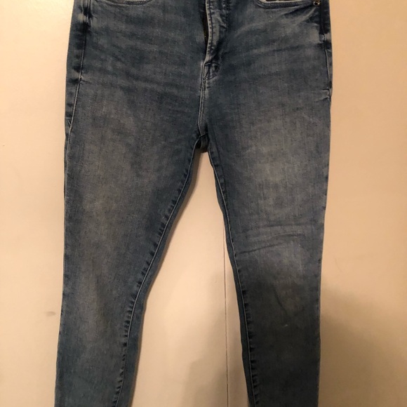 Good American jeans size 29 - Picture 3 of 4